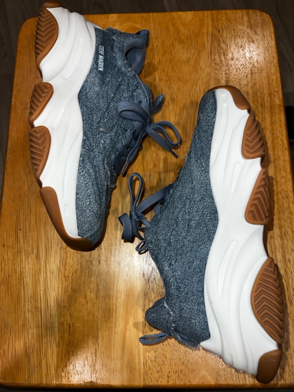 Steve Madden Sneakers